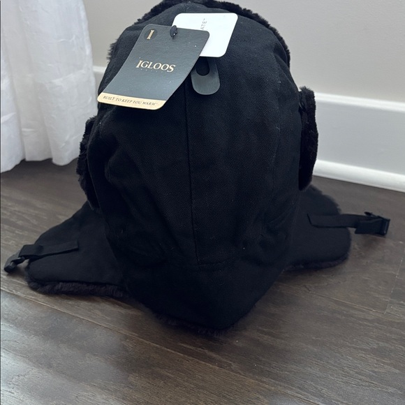 Igloos 3M Thinsulate insulation Earflap,Faux Fur,quilt lined,adjustable strap - Picture 3 of 11